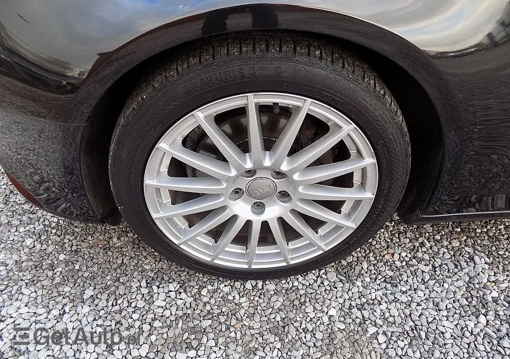 AUDI A4 Avant 1.8 TFSI S line Sportpaket