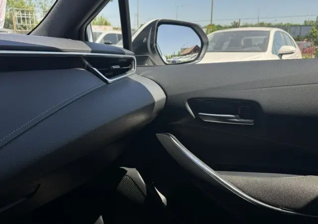 TOYOTA Corolla 1.8 Hybrid Comfort