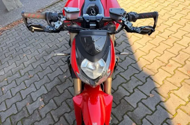 DUCATI Streetfighter 848 