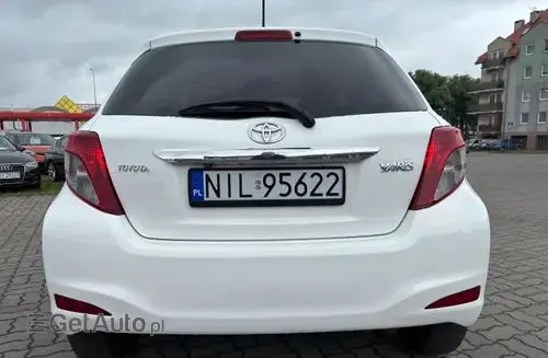 TOYOTA Yaris 