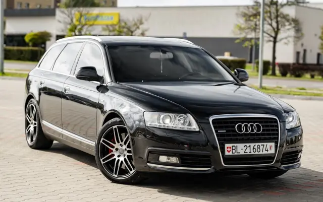 AUDI A6 Avant 3.0 TDI DPF quattro tiptronic