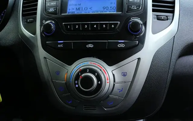 HYUNDAI Ix20 1.4 blue Classic