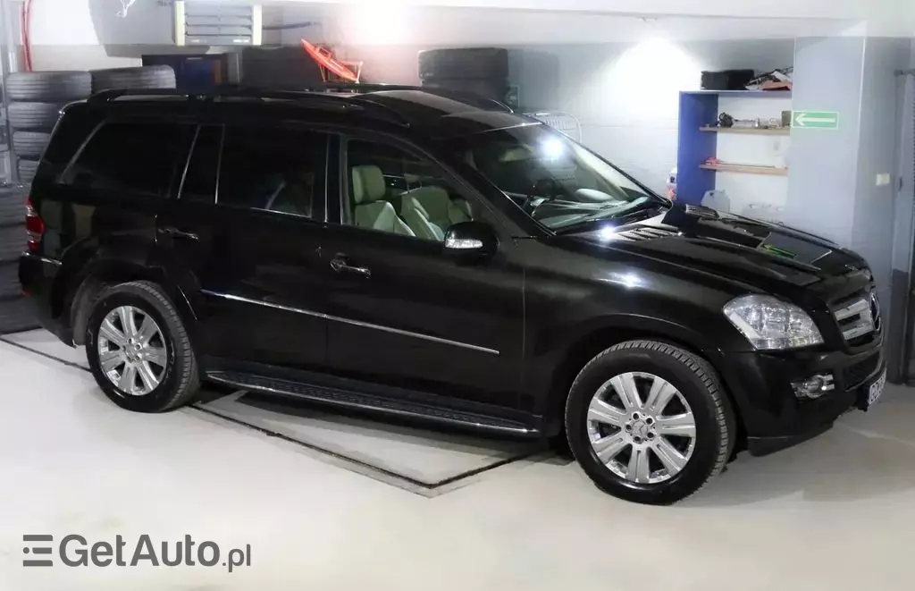 MERCEDES-BENZ GL 