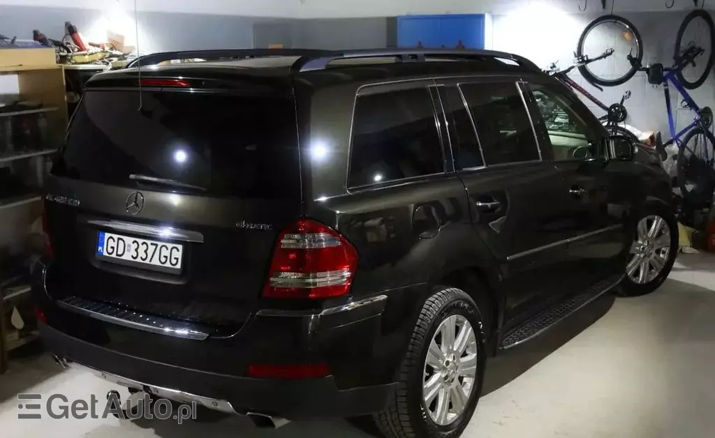 MERCEDES-BENZ GL 