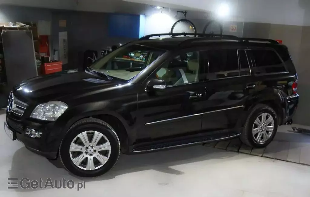 MERCEDES-BENZ GL 