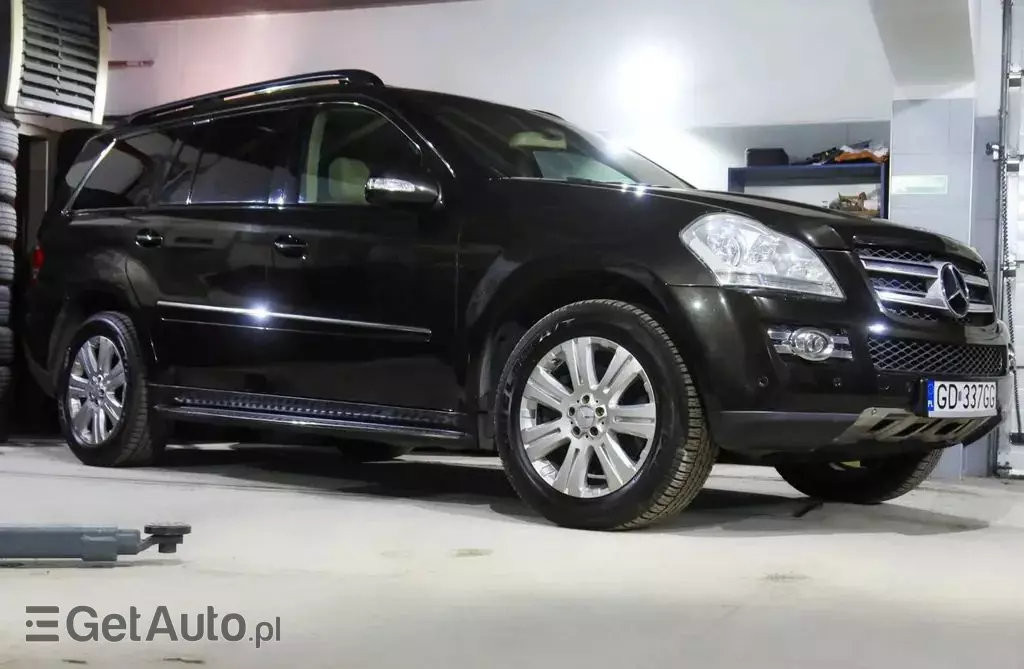 MERCEDES-BENZ GL 