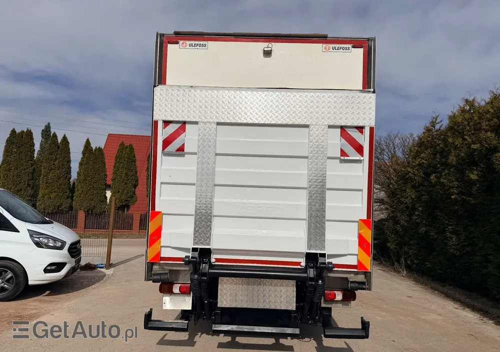 MERCEDES-BENZ ATEGO 1527 /EURO 6 /KONTENER+WINDA/IZOTERMA/ASO/NISKI PRZEBIEG/ 