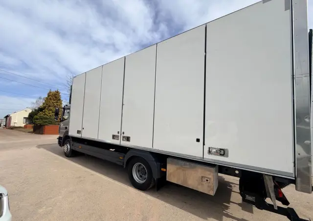 MERCEDES-BENZ ATEGO 1527 /EURO 6 /KONTENER+WINDA/IZOTERMA/ASO/NISKI PRZEBIEG/ 