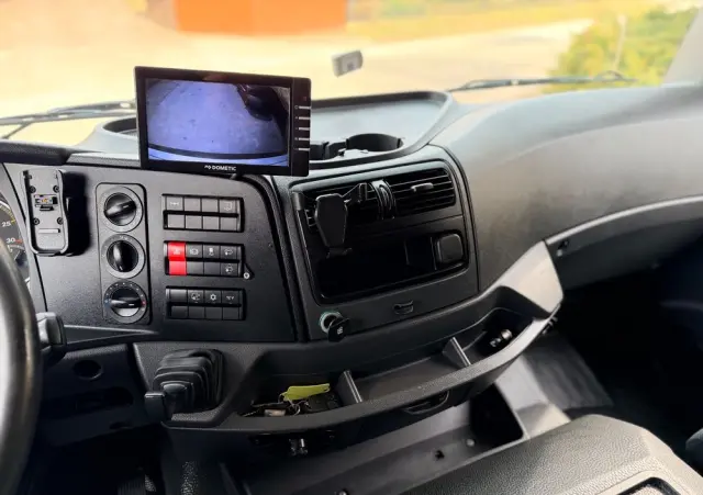 MERCEDES-BENZ ATEGO 1527 /EURO 6 /KONTENER+WINDA/IZOTERMA/ASO/NISKI PRZEBIEG/ 