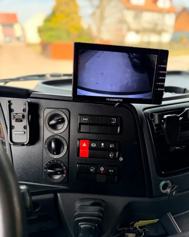 MERCEDES-BENZ ATEGO 1527 /EURO 6 /KONTENER+WINDA/IZOTERMA/ASO/NISKI PRZEBIEG/ 