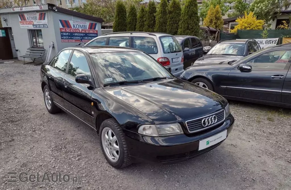 AUDI A4 1.6i (101 KM)