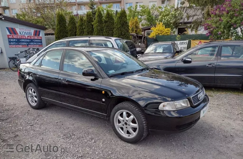 AUDI A4 1.6i (101 KM)
