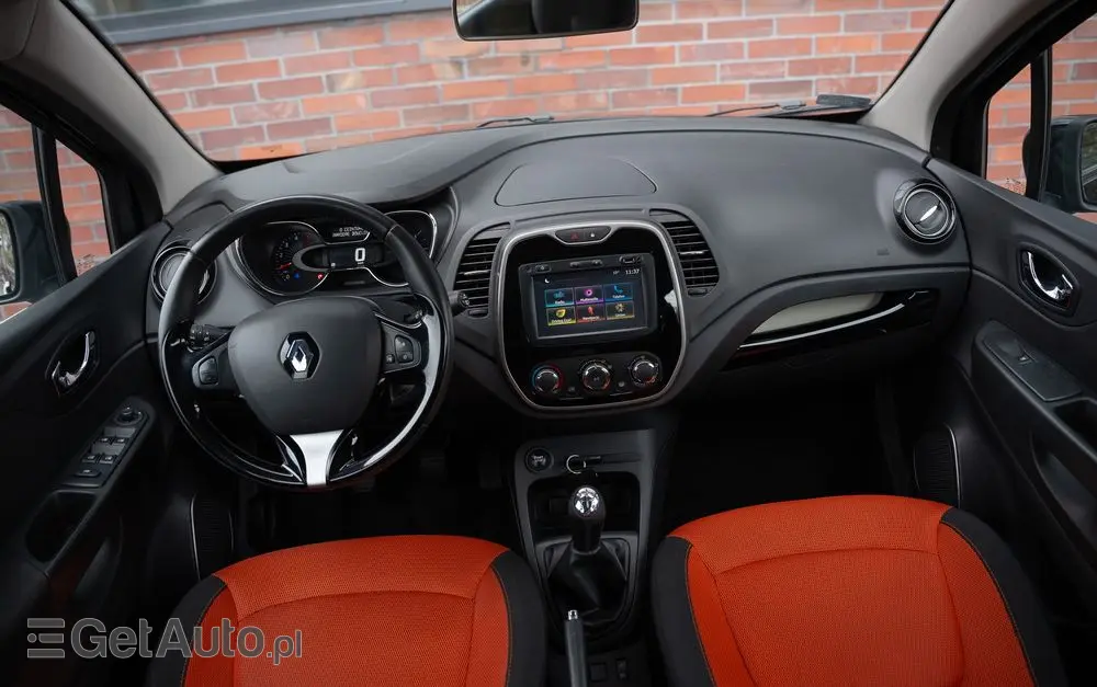 RENAULT Captur 