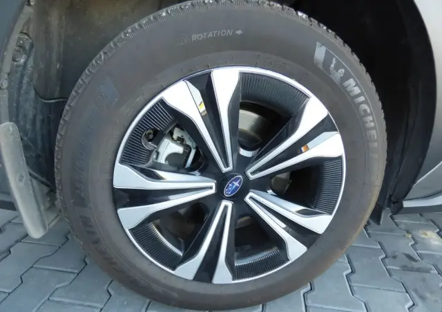SUBARU Solterra 71.4kWh Comfort