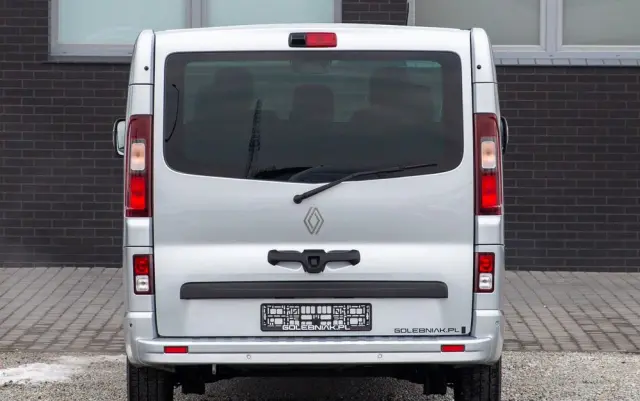 RENAULT Trafic 