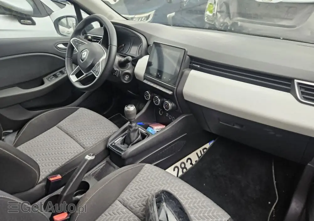 RENAULT Clio TCe 90 TECHNO