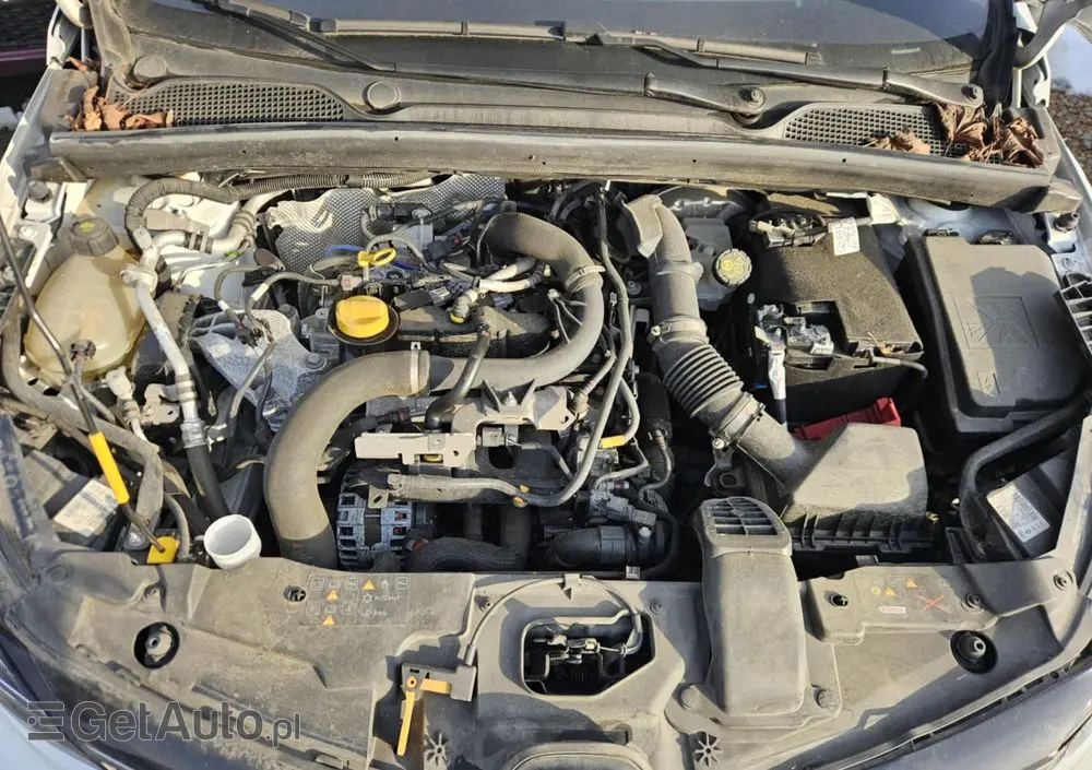 RENAULT Clio TCe 90 TECHNO