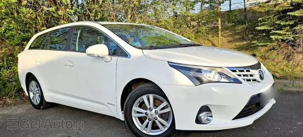 TOYOTA Avensis 