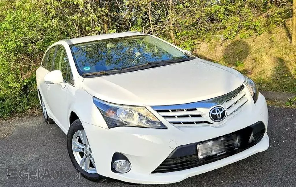 TOYOTA Avensis 