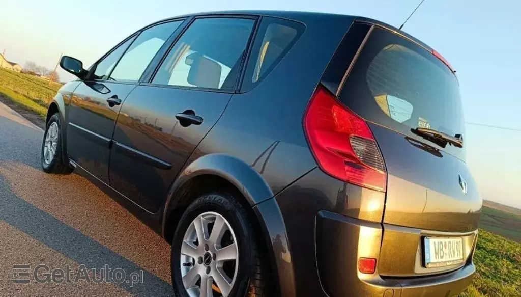 RENAULT Scenic 
