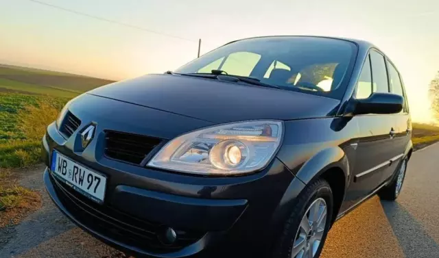 RENAULT Scenic 