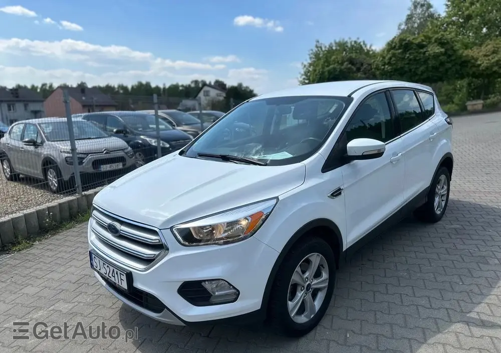 FORD Kuga 1.5 EcoBoost 2x4 Trend