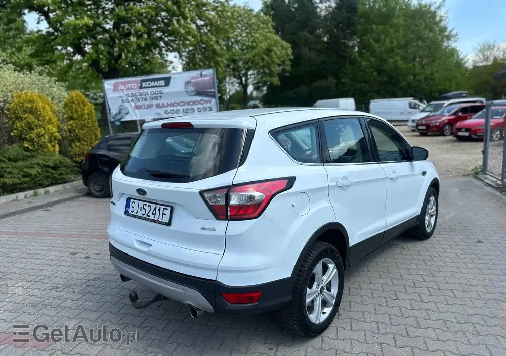 FORD Kuga 1.5 EcoBoost 2x4 Trend