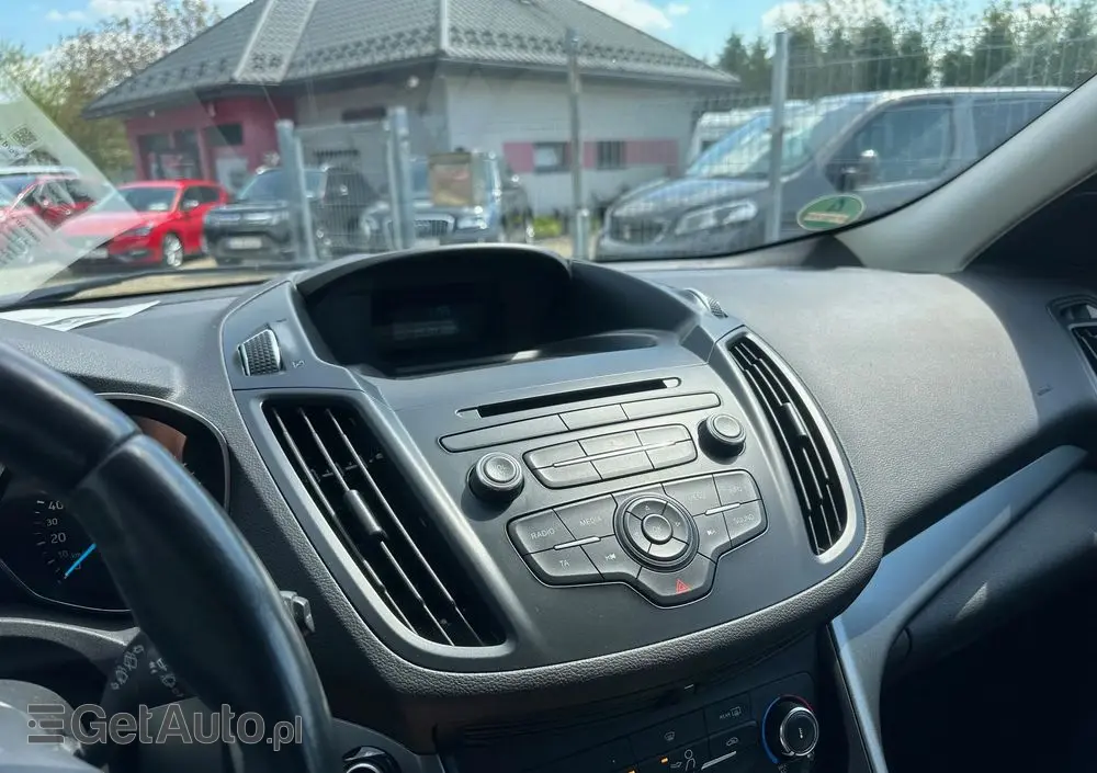 FORD Kuga 1.5 EcoBoost 2x4 Trend