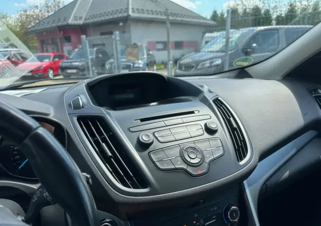 FORD Kuga 1.5 EcoBoost 2x4 Trend