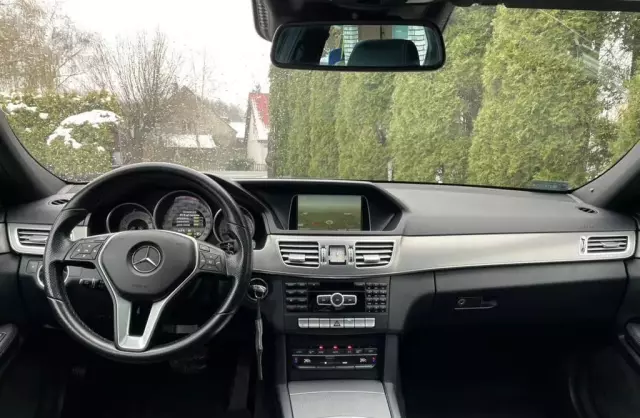 MERCEDES-BENZ Klasa E 