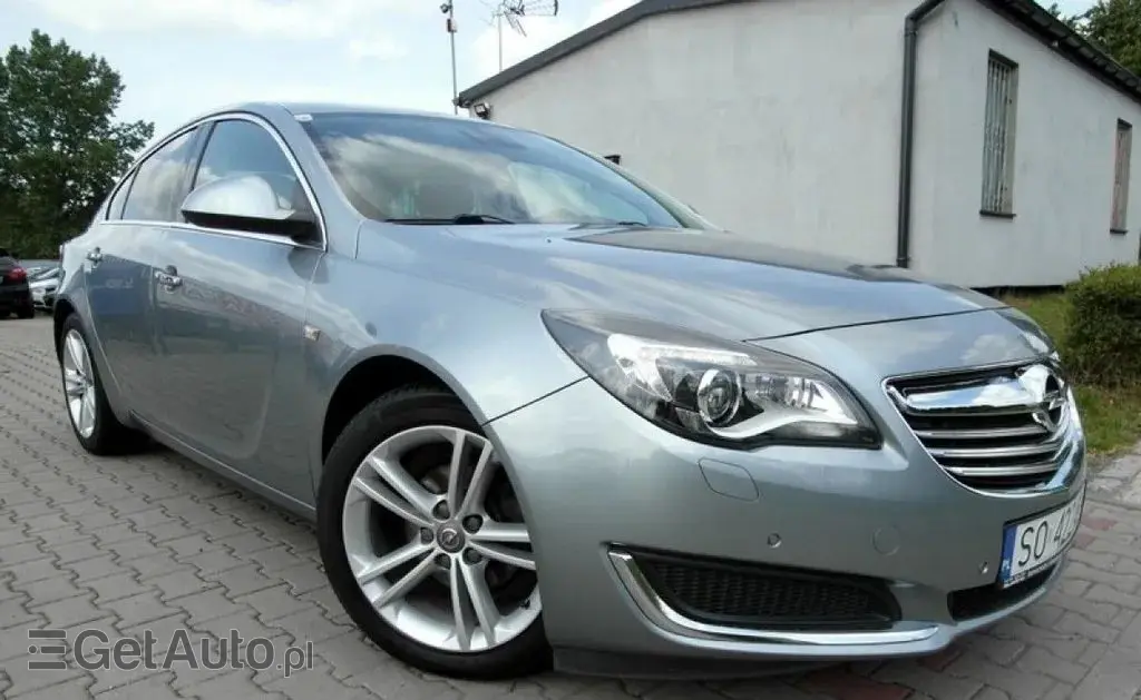 OPEL Insignia 