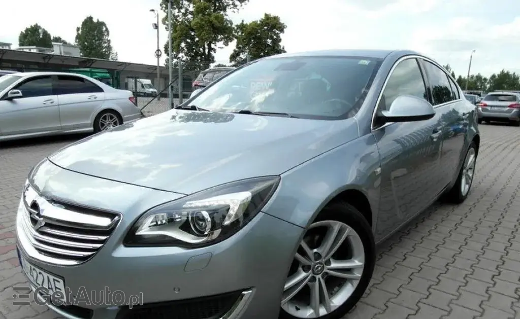 OPEL Insignia 