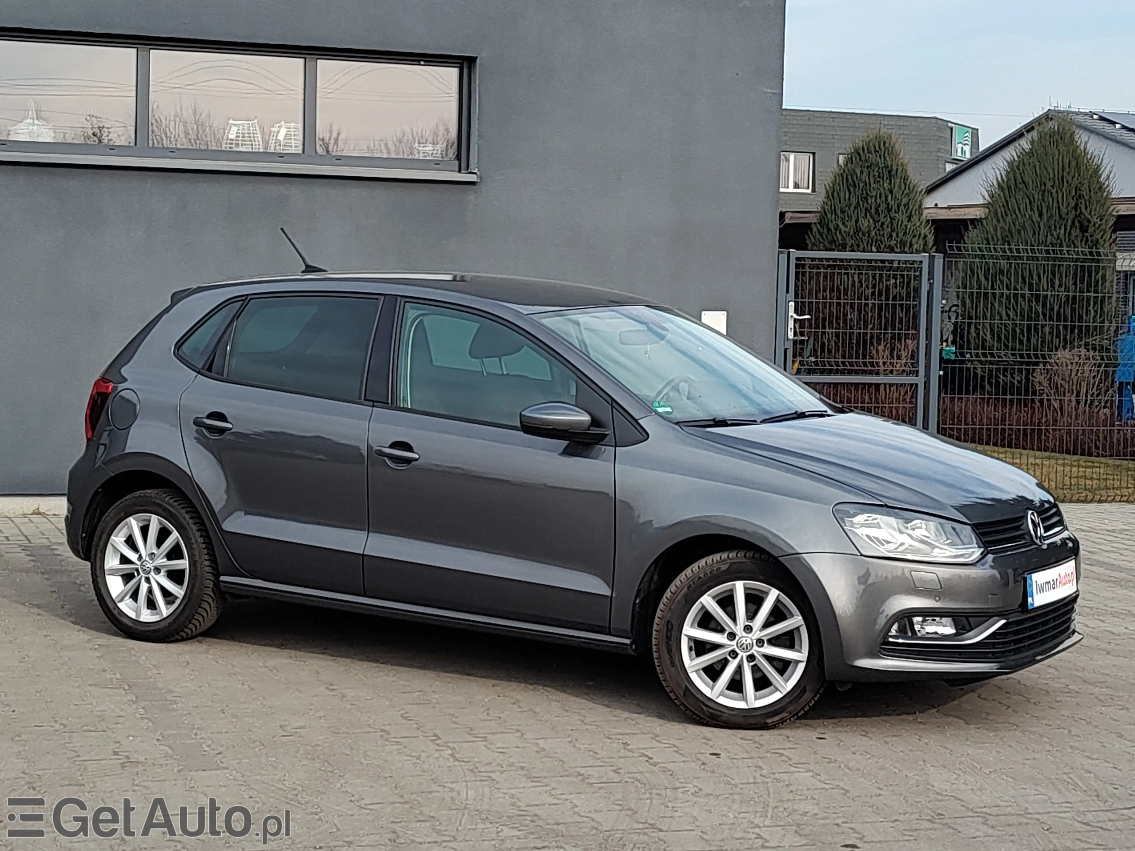 VOLKSWAGEN Polo Comfortline