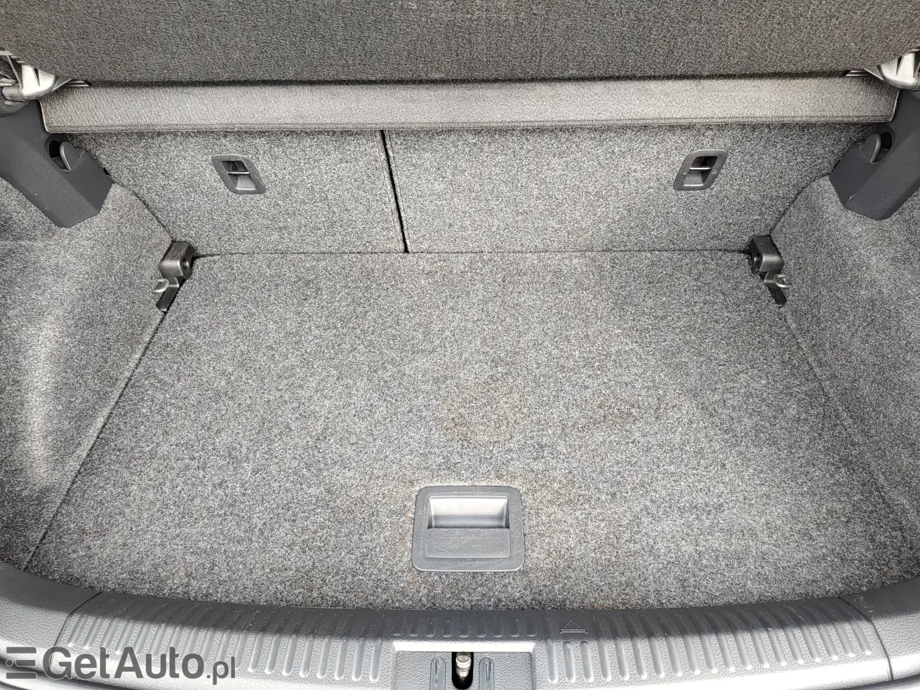 VOLKSWAGEN Polo Comfortline