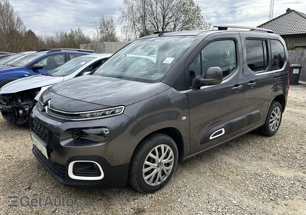 CITROËN Berlingo M PureTech 110 SHINE