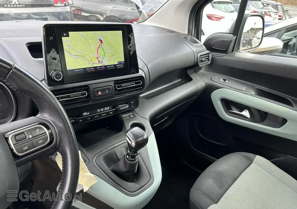CITROËN Berlingo M PureTech 110 SHINE