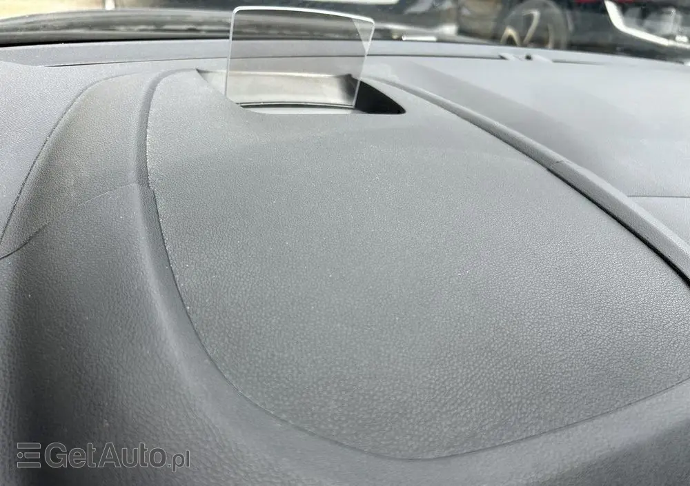 CITROËN Berlingo M PureTech 110 SHINE