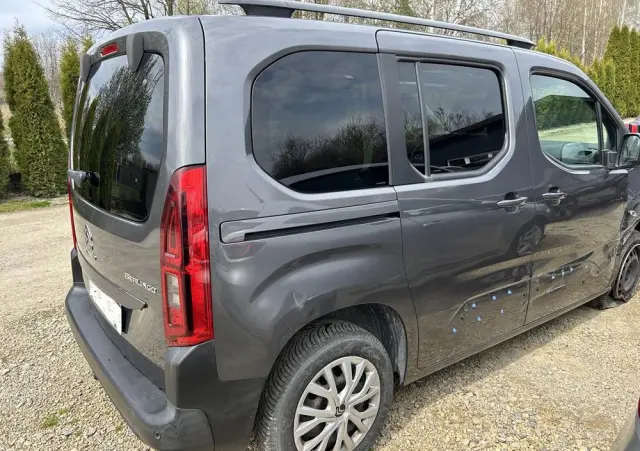 CITROËN Berlingo M PureTech 110 SHINE