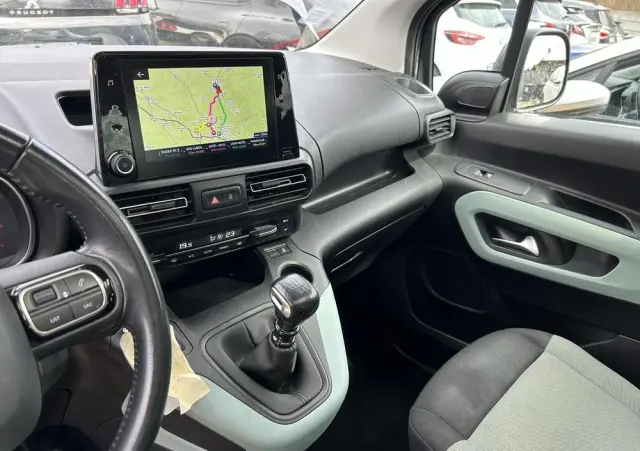 CITROËN Berlingo M PureTech 110 SHINE
