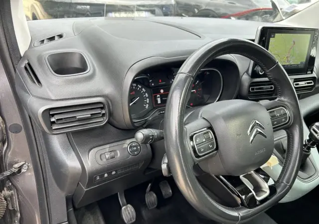 CITROËN Berlingo M PureTech 110 SHINE