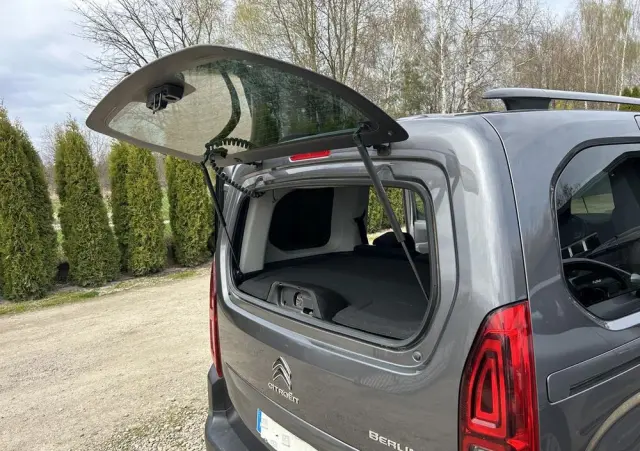 CITROËN Berlingo M PureTech 110 SHINE