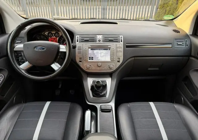 FORD Kuga 2.0 TDCi 4WD Titanium Plus
