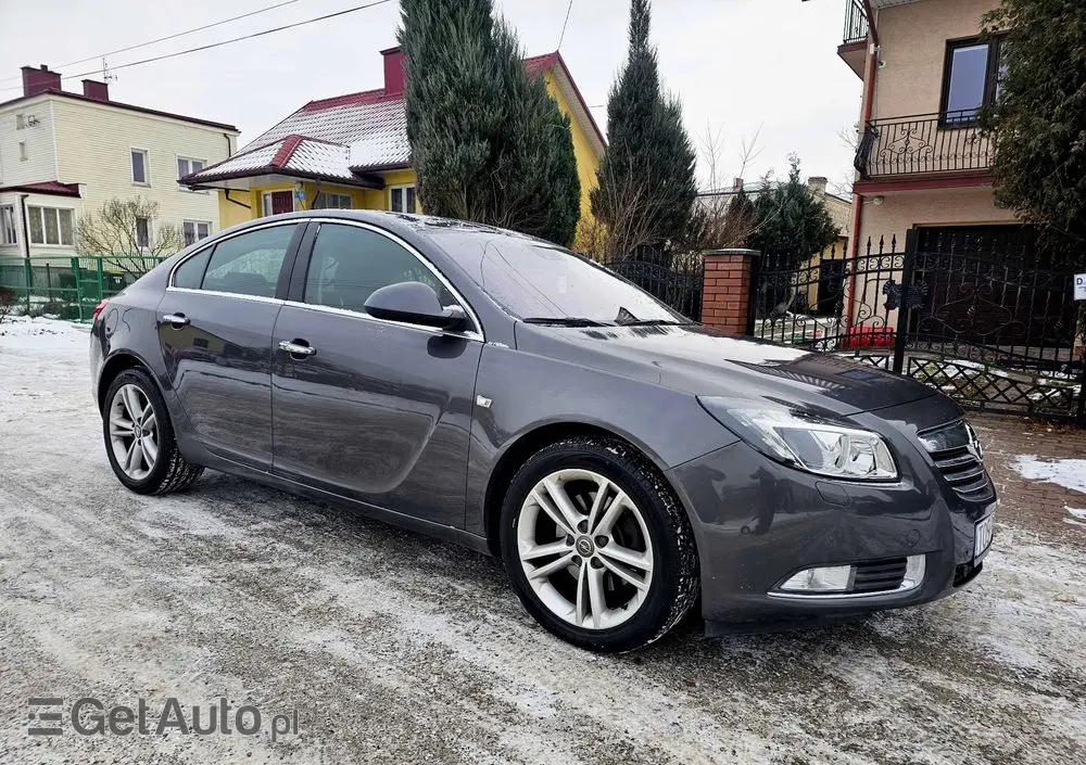 OPEL Insignia 2.0 Turbo Cosmo