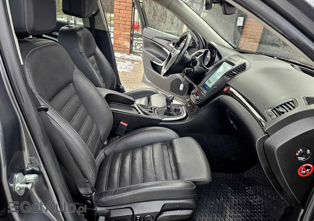 OPEL Insignia 2.0 Turbo Cosmo