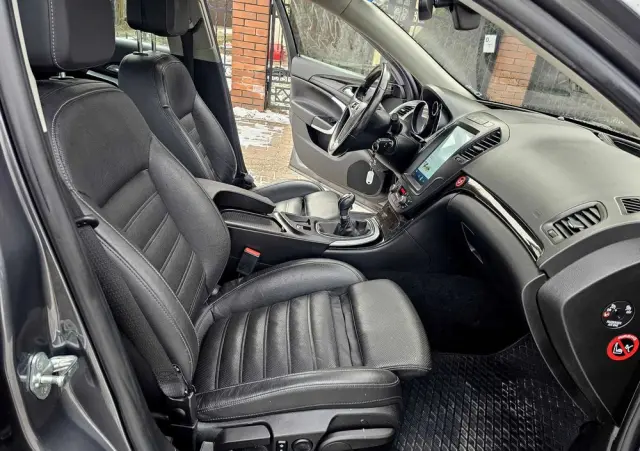 OPEL Insignia 2.0 Turbo Cosmo