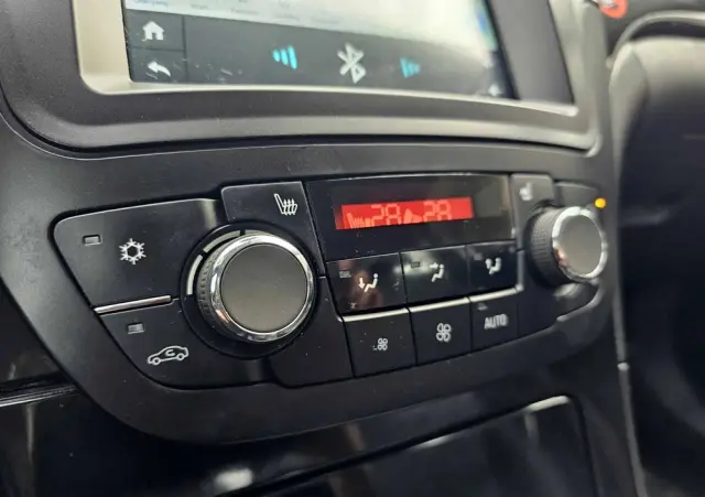 OPEL Insignia 2.0 Turbo Cosmo