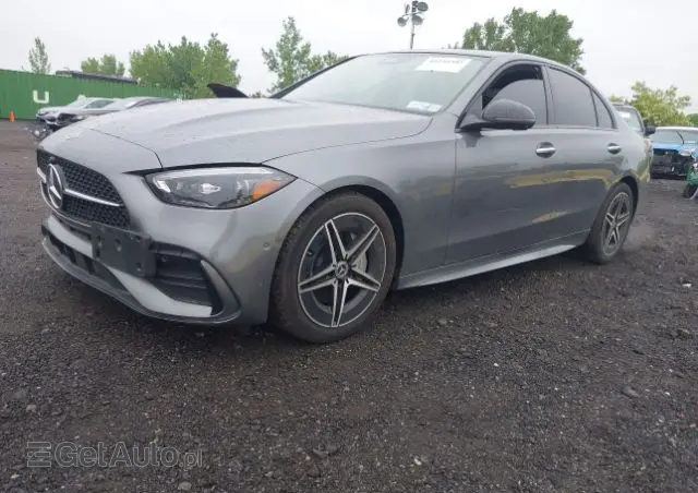 MERCEDES-BENZ Klasa C 300 9G-TRONIC AMG Line