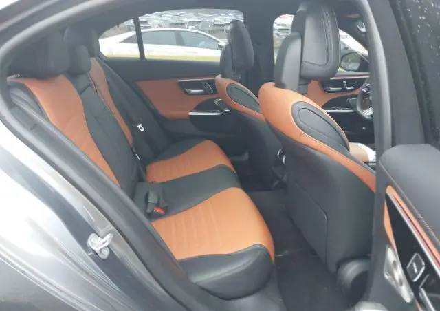 MERCEDES-BENZ Klasa C 300 9G-TRONIC AMG Line