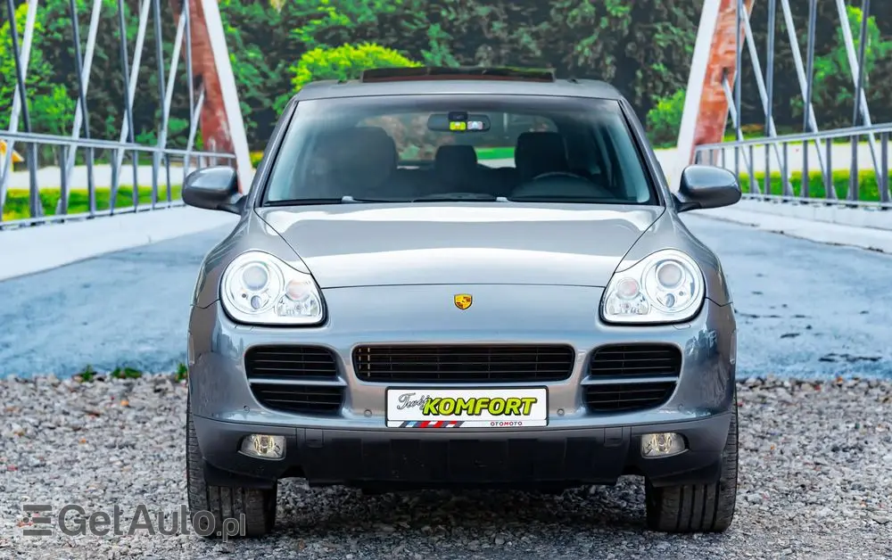 PORSCHE Cayenne S Tiptronic
