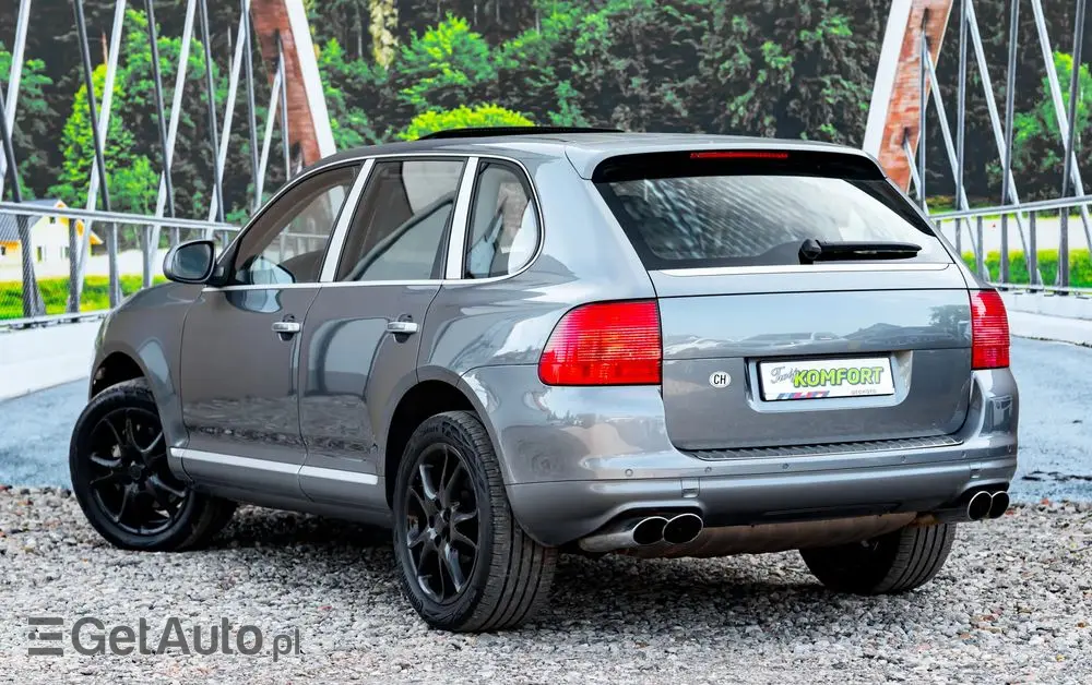 PORSCHE Cayenne S Tiptronic